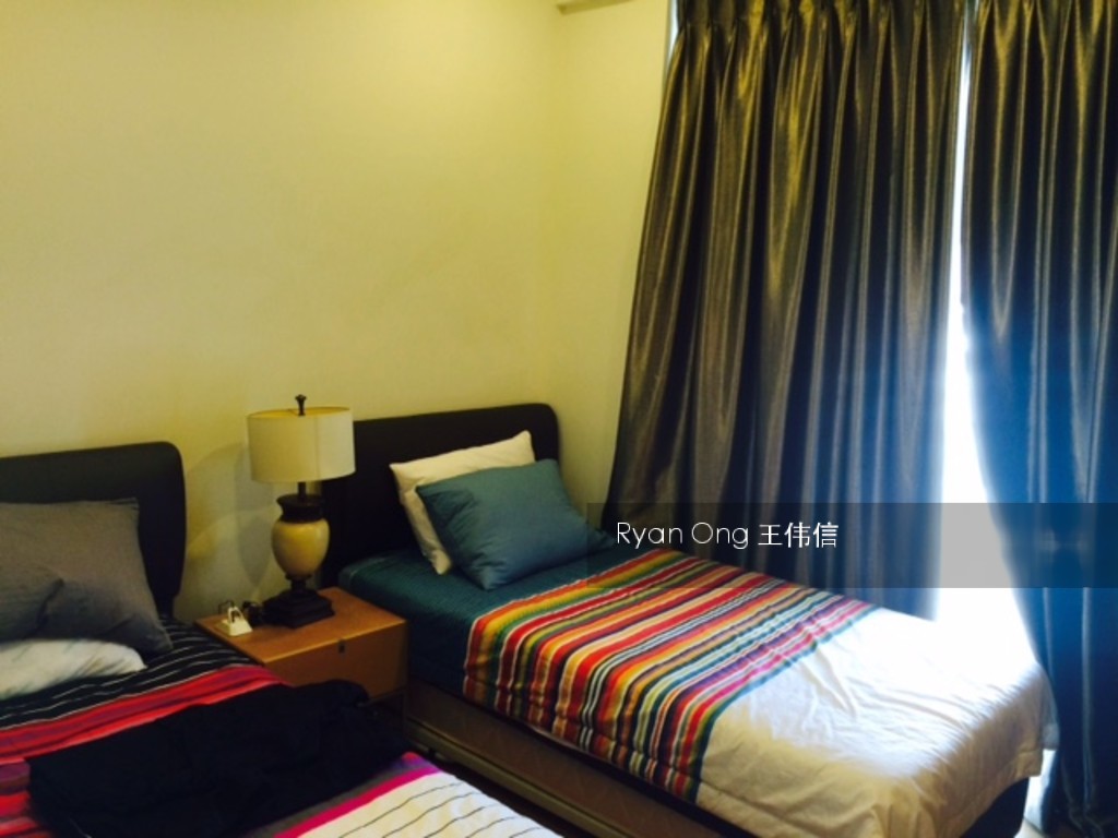 The Oceanfront @ Sentosa Cove (D4), Condominium #135610842